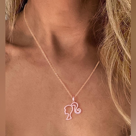 COPY - New Barbie Pendent Necklace - Picture 3 of 4